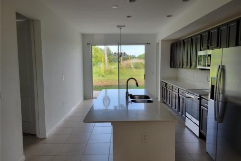 Adosado en alquiler en Kissimmee, Florida, 4 dormitorios, 155.33 m2 № 1895198 - foto 3
