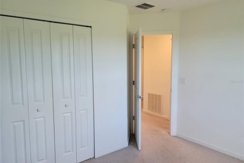 Adosado en alquiler en Kissimmee, Florida, 4 dormitorios, 155.33 m2 № 1895198 - foto 18