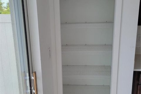 Adosado en alquiler en Kissimmee, Florida, 4 dormitorios, 155.33 m2 № 1895198 - foto 7