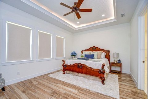 House in Fish Hawk, Florida 3 bedrooms, 311.32 sq.m. № 2230978 - photo 20