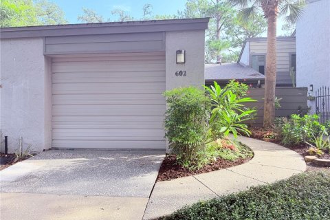 Townhouse in Casselberry, Florida 2 bedrooms, 109.53 sq.m. № 2226414