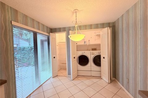 Townhouse in Casselberry, Florida 2 bedrooms, 109.53 sq.m. № 2226414 - photo 9