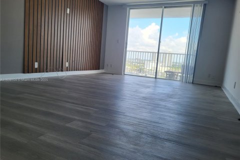 Copropriété à louer à Hallandale Beach, Floride: 2 chambres, 121.79 m2 № 1957427 - photo 8