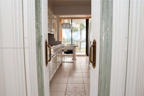 Condominio en venta en Aventura, Florida, 3 dormitorios, 169.08 m2 № 1836353 - foto 21