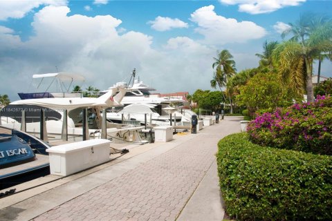 Condominio en venta en Aventura, Florida, 3 dormitorios, 169.08 m2 № 1836353 - foto 17
