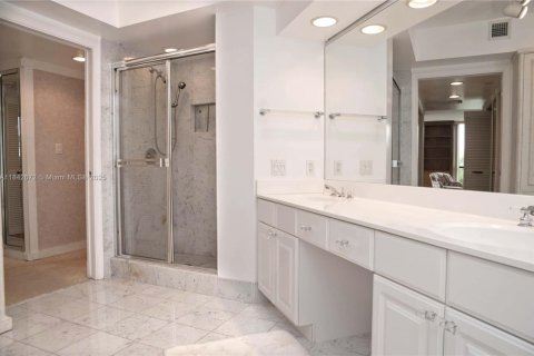 Condominio en venta en Aventura, Florida, 3 dormitorios, 169.08 m2 № 1836353 - foto 9