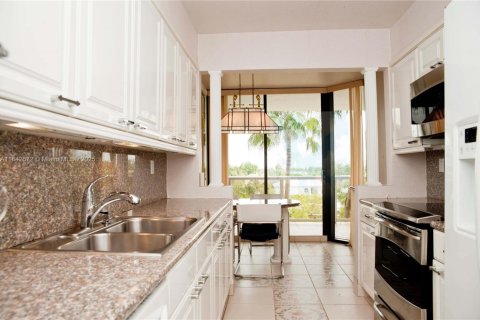 Condominio en venta en Aventura, Florida, 3 dormitorios, 169.08 m2 № 1836353 - foto 3