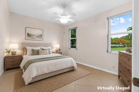 House in Lake Worth, Florida 3 bedrooms, 231.05 sq.m. № 2190349 - photo 5