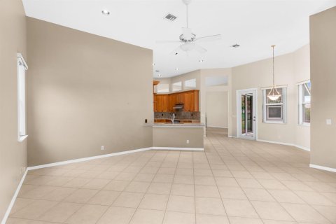 House in Lake Worth, Florida 3 bedrooms, 231.05 sq.m. № 2190349 - photo 27