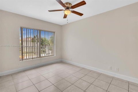 Immobilier commercial à vendre à Fort Lauderdale, Floride № 2036557 - photo 20