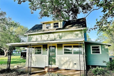 House in Zephyrhills, Florida 3 bedrooms, 104.05 sq.m. № 2122509