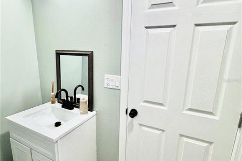 Casa en venta en Zephyrhills, Florida, 3 dormitorios, 104.05 m2 № 2122509 - foto 16