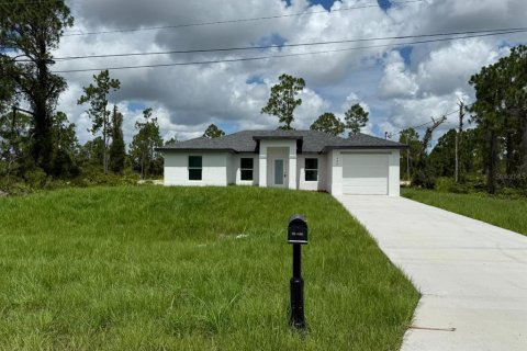 Villa ou maison à louer à Lehigh Acres, Floride: 3 chambres, 113.53 m2 № 1915436 - photo 4