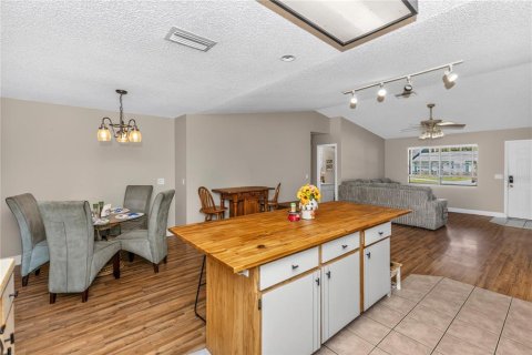 Villa ou maison à vendre à Edgewater, Floride: 3 chambres, 129.13 m2 № 2399569 - photo 5