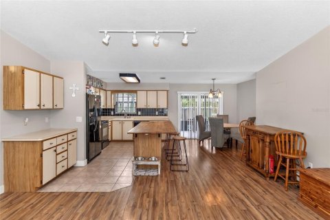 Villa ou maison à vendre à Edgewater, Floride: 3 chambres, 129.13 m2 № 2399569 - photo 2