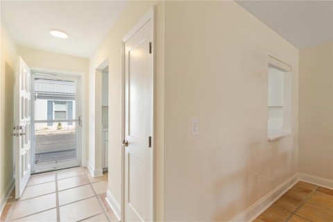 Condo in Bradenton, Florida, 2 bedrooms  № 1899041 - photo 12