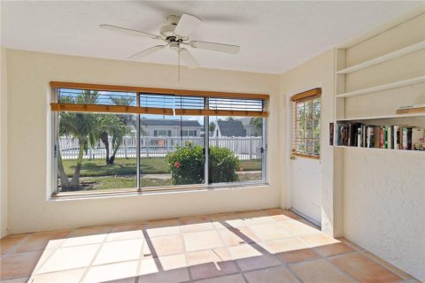 Condo in Bradenton, Florida, 2 bedrooms  № 1899041 - photo 21