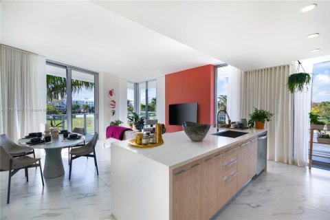 Condominio en venta en Sunrise, Florida, 2 dormitorios, 93.18 m2 № 1985509 - foto 2