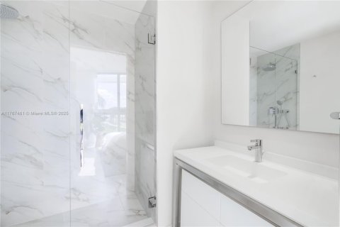 Condominio en venta en Sunrise, Florida, 2 dormitorios, 93.18 m2 № 1985509 - foto 19