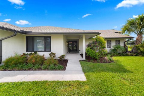 Casa en venta en Port St. Lucie, Florida, 3 dormitorios, 236.06 m2 № 2087485 - foto 6