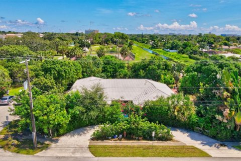 House in Boca Raton, Florida 3 bedrooms, 223.24 sq.m. № 1764680 - photo 23