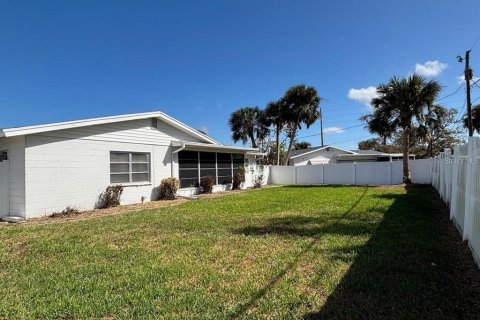 Casa en alquiler en Englewood, Florida, 2 dormitorios, 102.84 m2 № 1554136 - foto 2