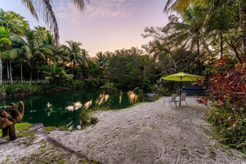 Land in Miami, Florida № 1963936 - photo 22