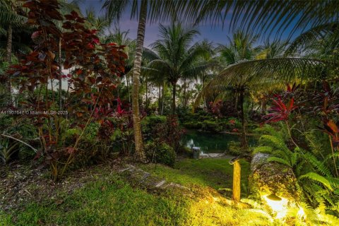 Land in Miami, Florida № 1963936 - photo 2