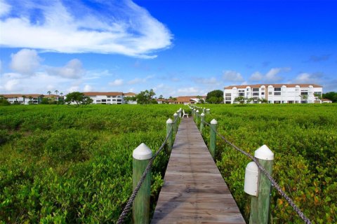 Copropriété à vendre à Sebastian, Floride: 2 chambres, 124.02 m2 № 2245417 - photo 3