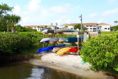 Copropriété à vendre à Sebastian, Floride: 2 chambres, 124.02 m2 № 2245417 - photo 6