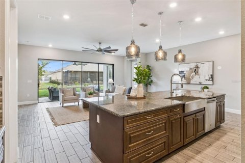 Villa ou maison à vendre à Poinciana, Floride: 3 chambres, 214.6 m2 № 2391134 - photo 19