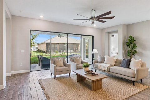 Villa ou maison à vendre à Poinciana, Floride: 3 chambres, 214.6 m2 № 2391134 - photo 9