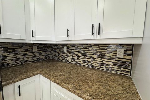 Townhouse in Pompano Beach, Florida 3 bedrooms, 189.15 sq.m. № 2271411 - photo 7
