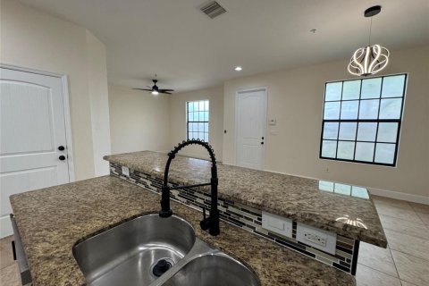Townhouse in Pompano Beach, Florida 3 bedrooms, 189.15 sq.m. № 2271411 - photo 3
