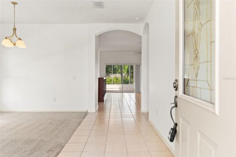 House in Land O' Lakes, Florida 2 bedrooms, 144.46 sq.m. № 2157738 - photo 6