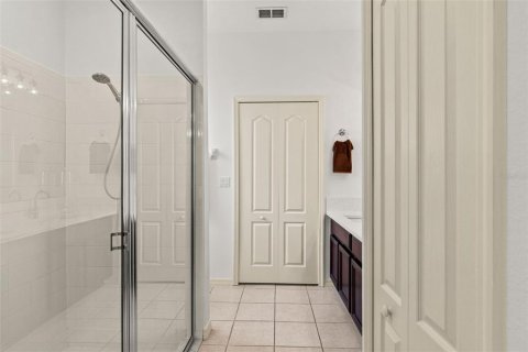 House in Land O' Lakes, Florida 2 bedrooms, 144.46 sq.m. № 2157738 - photo 22