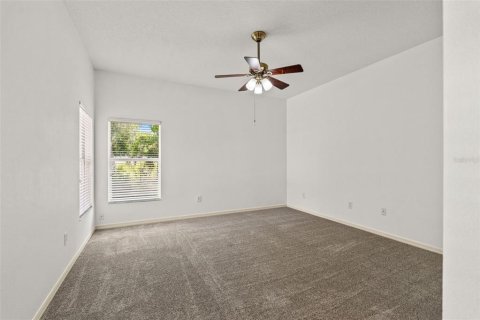 House in Land O' Lakes, Florida 2 bedrooms, 144.46 sq.m. № 2157738 - photo 19