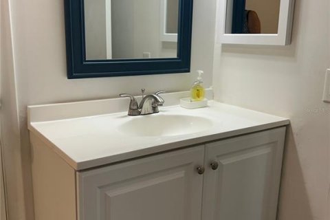 Copropriété à vendre à Seminole, Floride: 2 chambres, 74.79 m2 № 1778367 - photo 11