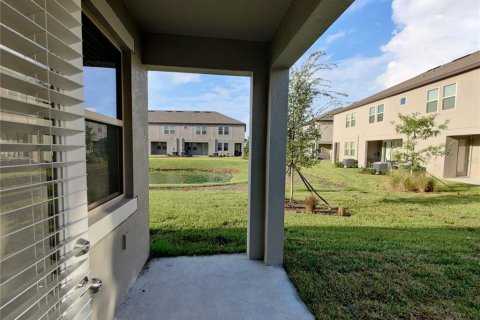 Townhouse in Wesley Chapel, Florida 3 bedrooms, 167.87 sq.m. № 2388249 - photo 26