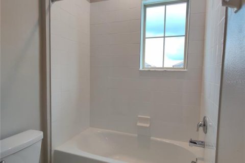 Townhouse in Wesley Chapel, Florida 3 bedrooms, 167.87 sq.m. № 2388249 - photo 21