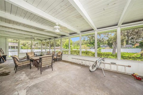 House in Seffner, Florida 3 bedrooms, 201.23 sq.m. № 1901931 - photo 15