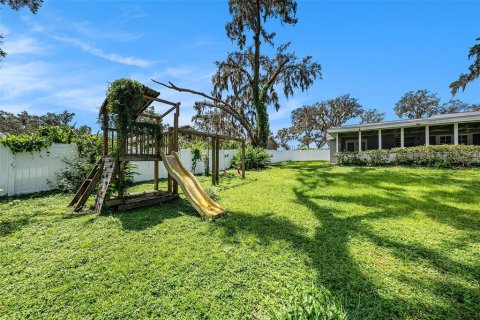 House in Seffner, Florida 3 bedrooms, 201.23 sq.m. № 1901931 - photo 20