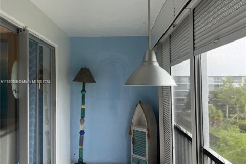 Condominio en venta en Hollywood, Florida, 2 dormitorios, 92.16 m2 № 2042399 - foto 20