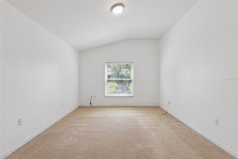House in Deltona, Florida 4 bedrooms, 196.21 sq.m. № 2394226 - photo 19