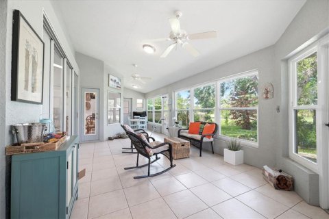 Villa ou maison à vendre à Crystal River, Floride: 3 chambres, 205.78 m2 № 2227034 - photo 4