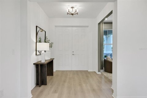 Villa ou maison à vendre à Punta Gorda, Floride: 4 chambres, 304.53 m2 № 2381203 - photo 4