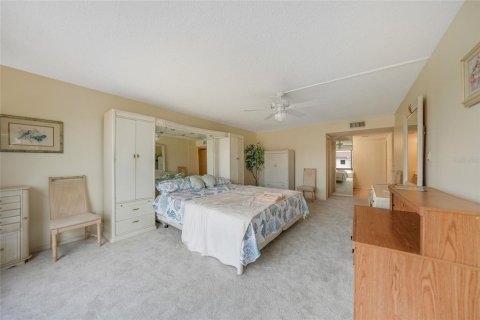 Condo in Punta Gorda, Florida, 3 bedrooms  № 1613728 - photo 13