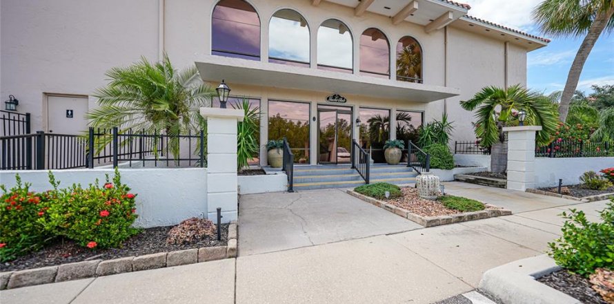 Condo in Punta Gorda, Florida, 3 bedrooms № 1613728