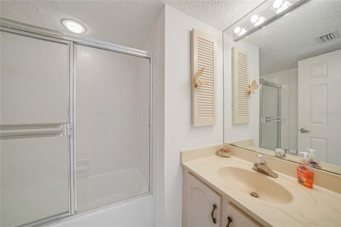 Condo in Punta Gorda, Florida, 3 bedrooms  № 1613728 - photo 18
