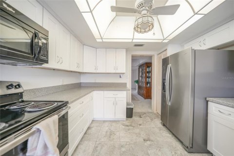 Condo in Punta Gorda, Florida, 3 bedrooms  № 1613728 - photo 10